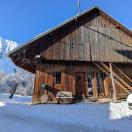 Сasa de vacaciones Grange De Marius - Authentique Grange Savoyarde