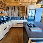 Holiday home Grange De Marius - Authentique Grange Savoyarde Albiez-Montrond
