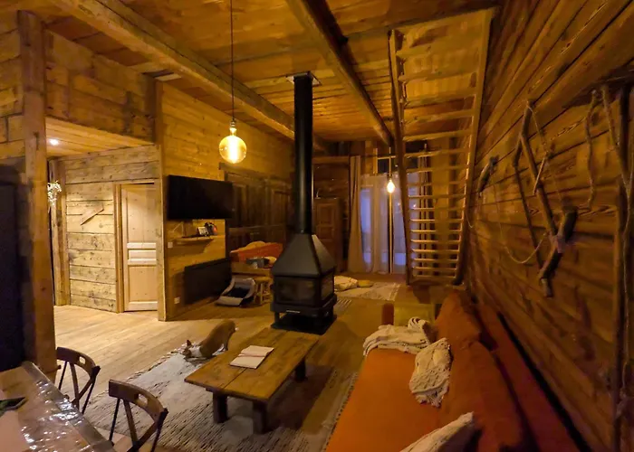 Vakantiehuis Grange De Marius - Authentique Grange Savoyarde Albiez-Montrond